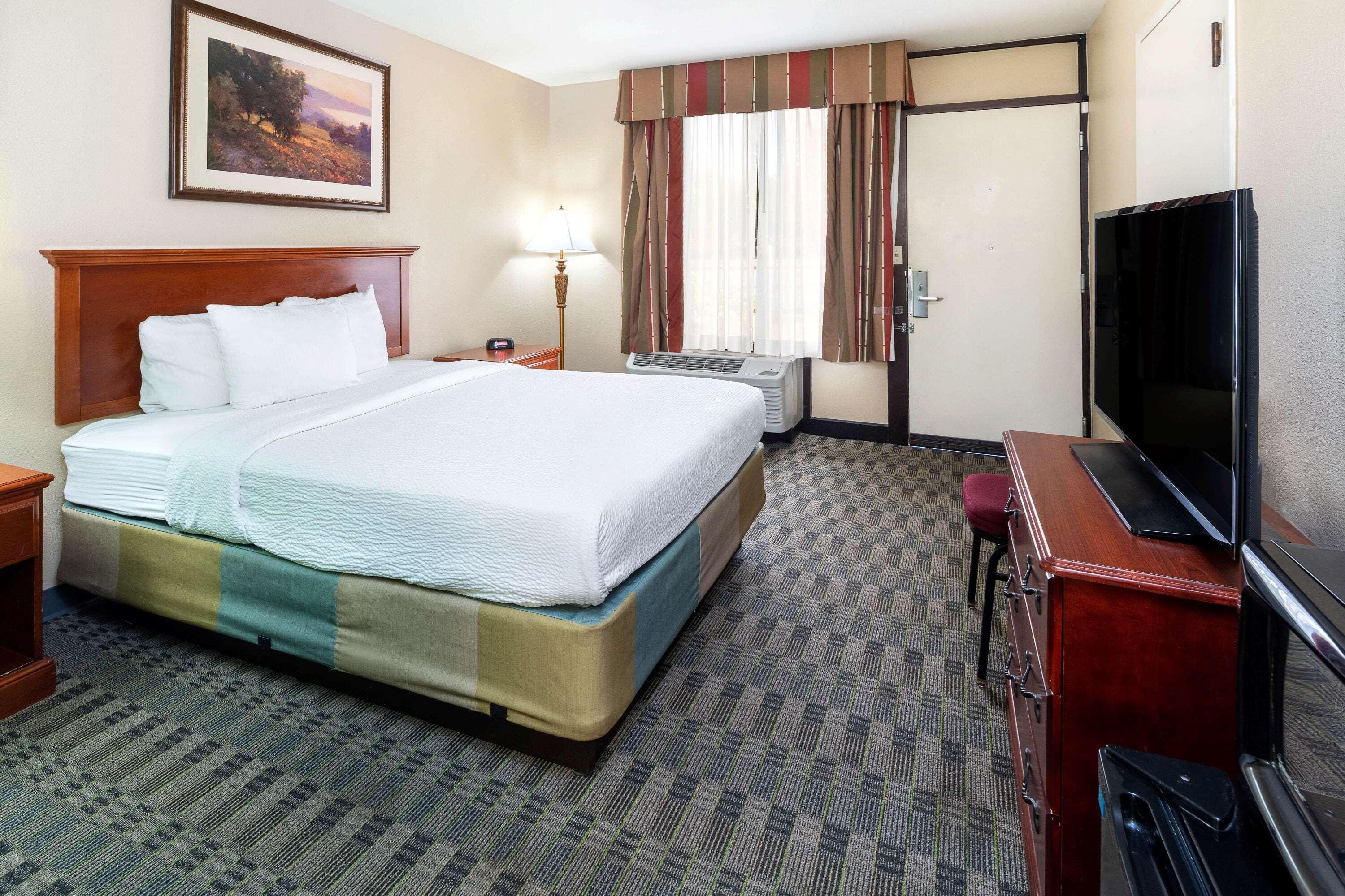 Hotel La Quinta By Wyndham Thousand Oaks-newbury Park Thousand Oaks