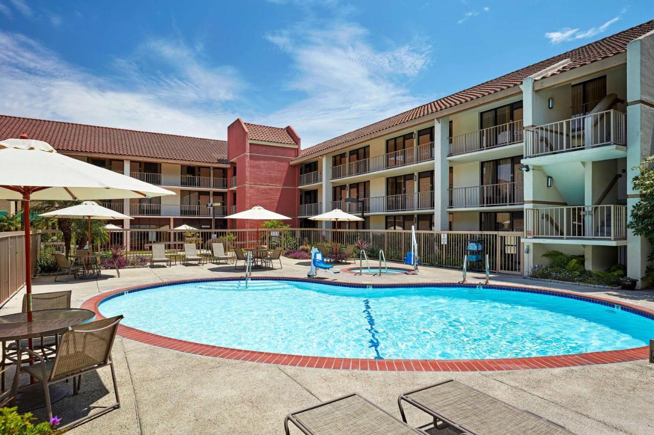 Hotel La Quinta By Wyndham Thousand Oaks-newbury Park